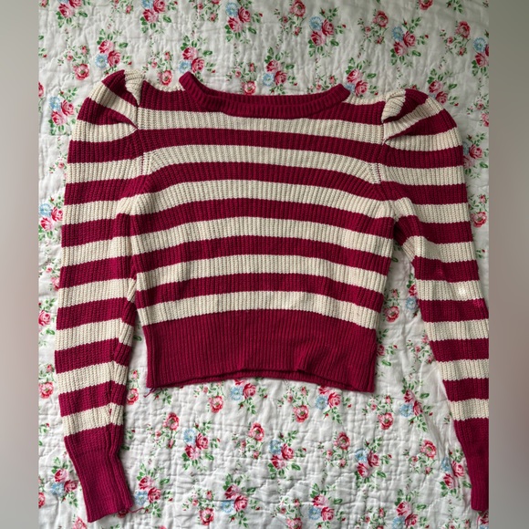 Women’s XS Striped Red and Cream Sweater - Picture 2 of 4